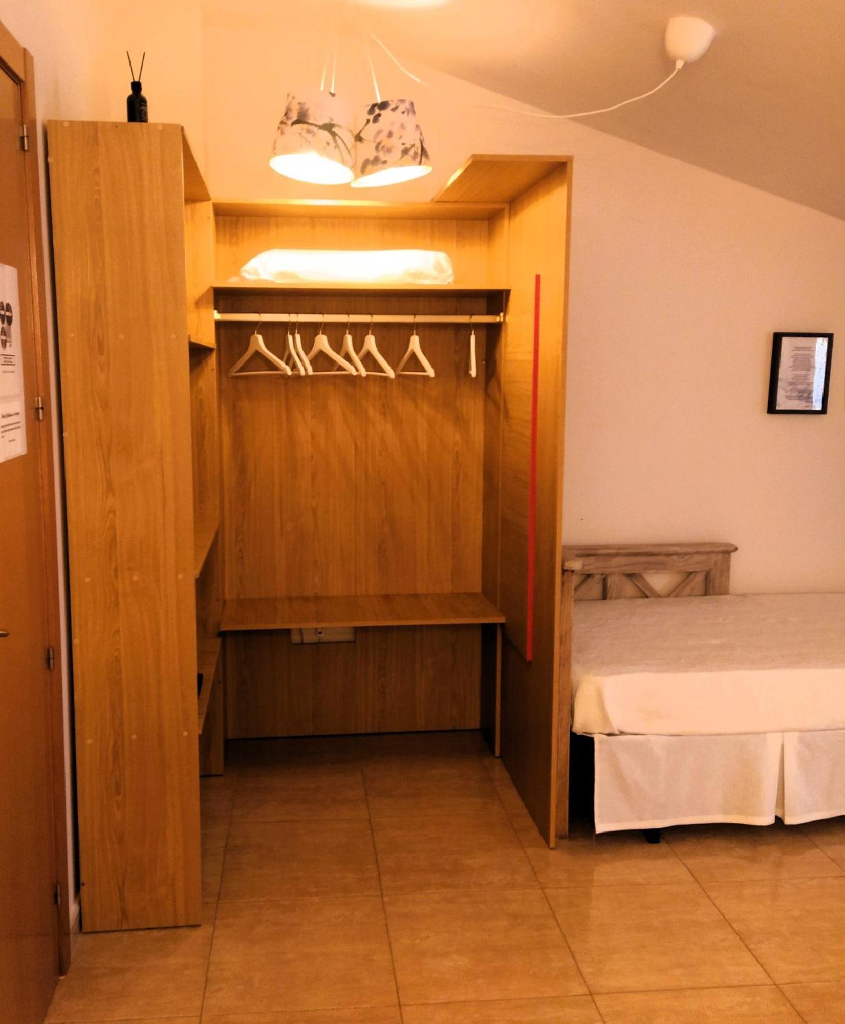 Hostal Catalina De Austria Torquemada Exteriör bild